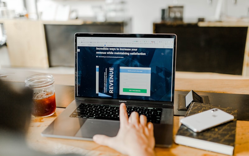 Best Virtual Cards for Business & SaaS Subscriptions (2026)